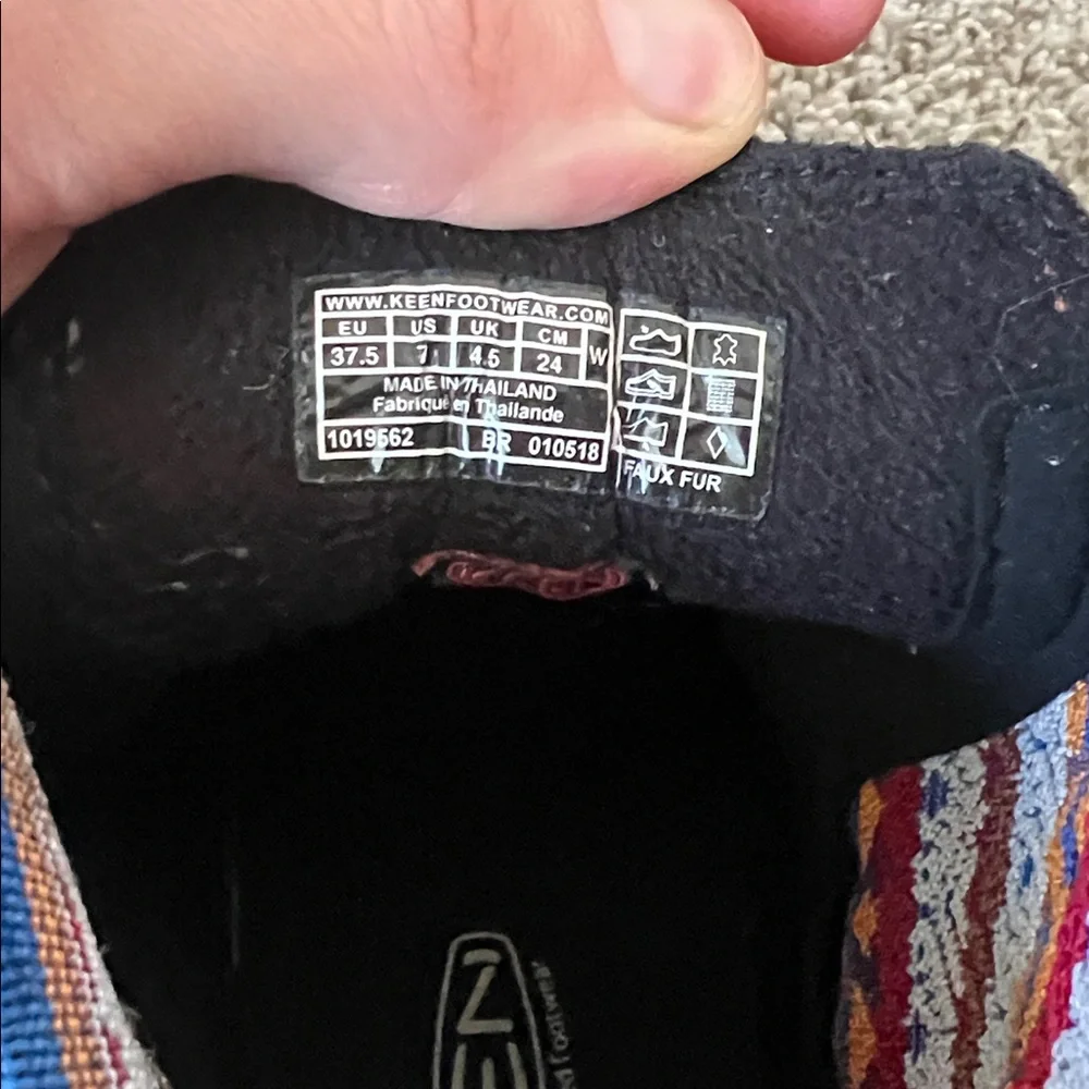 KEEN Sz 7 Elsa II Chelsea Insulated Waterproof Boot - Picture 7 of 9